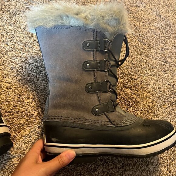 Sorel Joan of Arctic winter boots - Picture 5 of 9